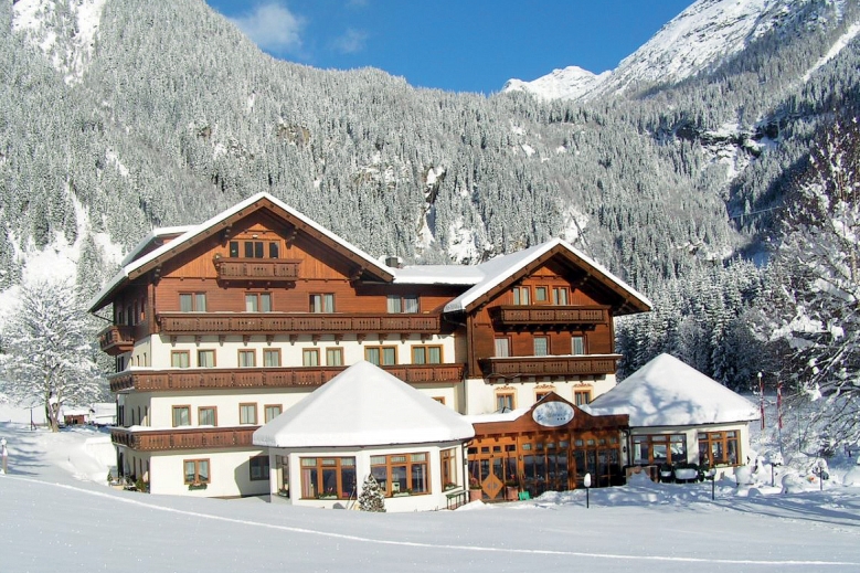 Alpenhotel Badmeister SKI CLOSING ***