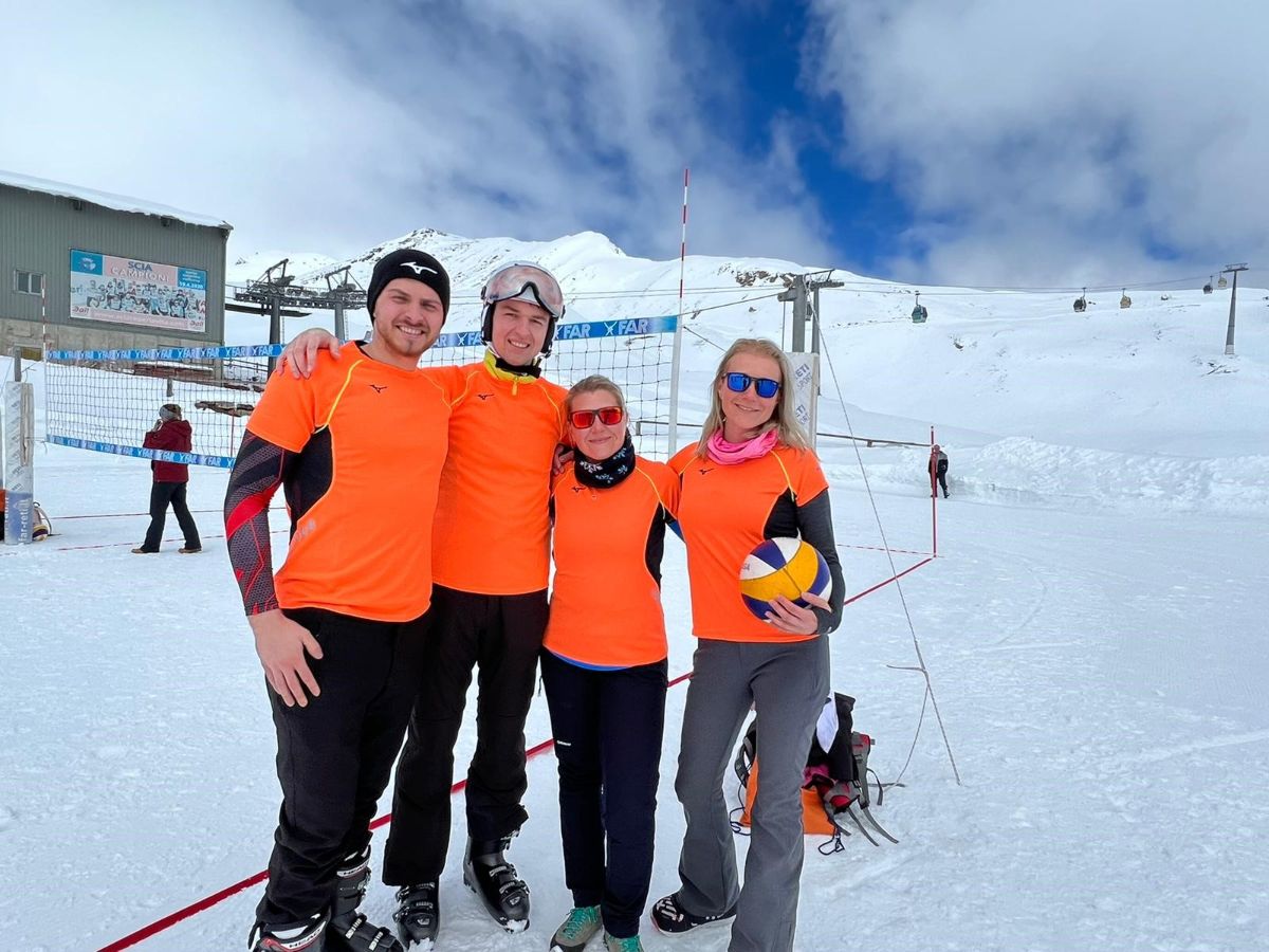 Snow Volleyball v Santa Caterine