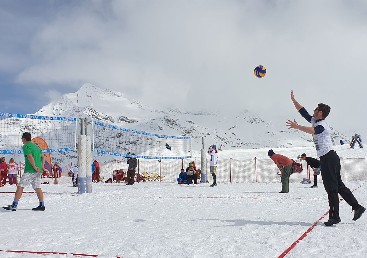 Snow Volleyball v Santa Caterine